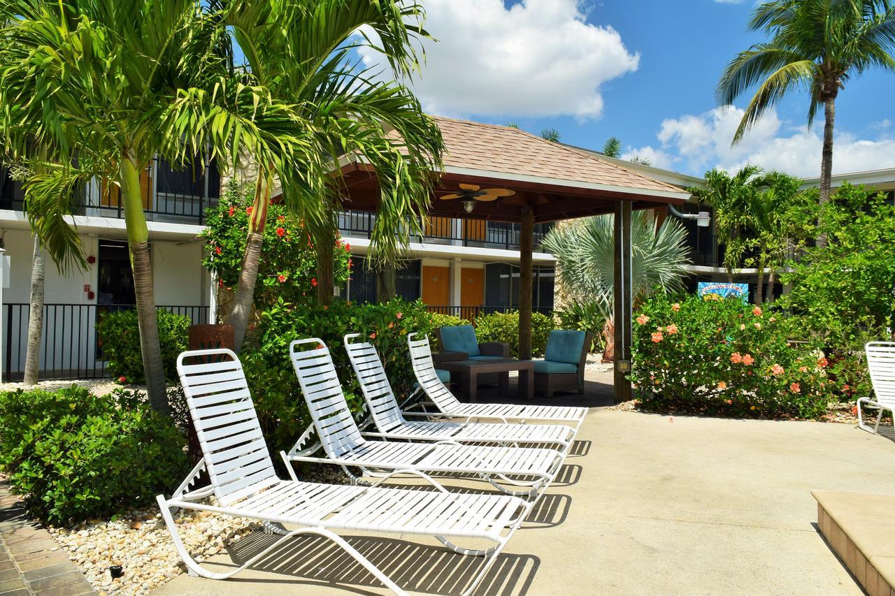 Dolphin Key Resort - Cape Coral Exterior foto