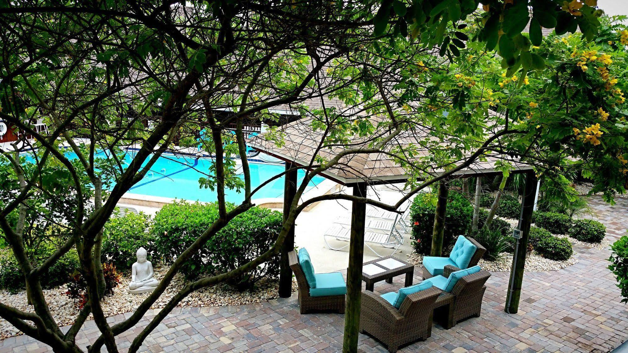 Dolphin Key Resort - Cape Coral Exterior foto